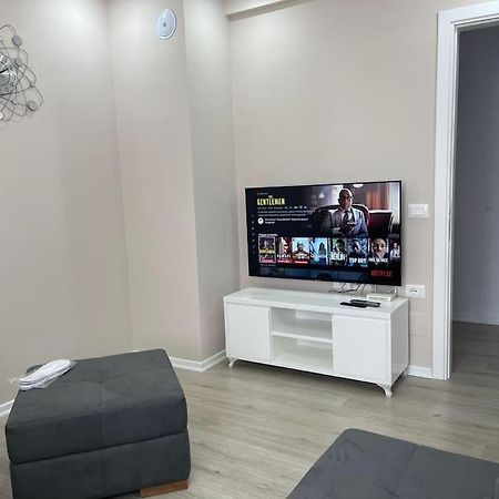 Melody Apartment In Korce Exterior foto